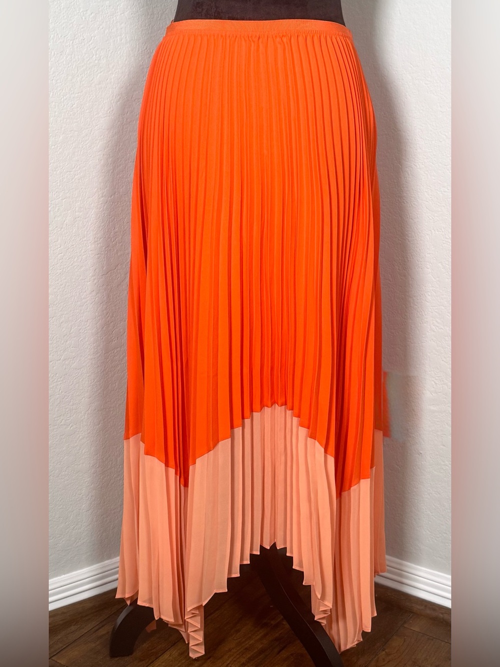 NWOT French Connection Pleated Pull-on Colorblock Orange Peach Midi Skirt Medium - Picture 2 of 6